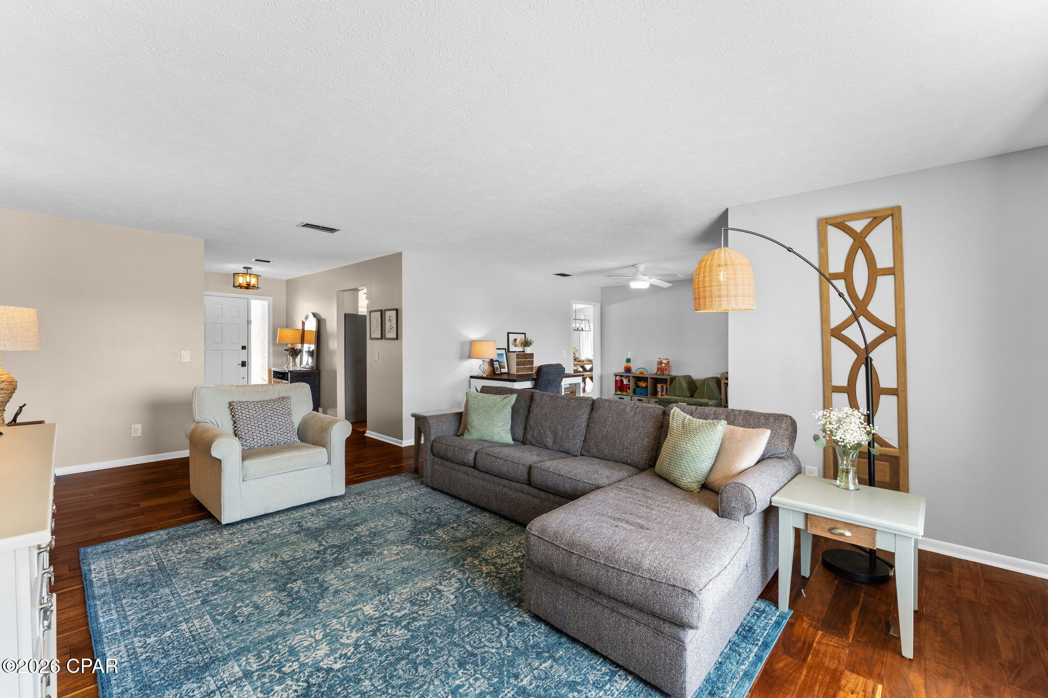 Image 20 For 157 Candlewick Circle