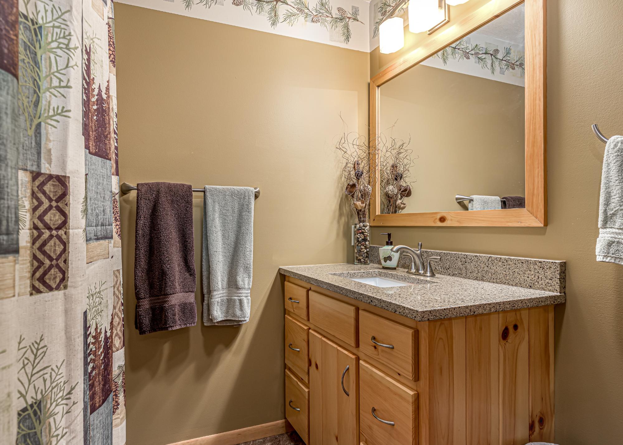 Amber Lake Property 8361 Amber Lake Rd E Photo 15