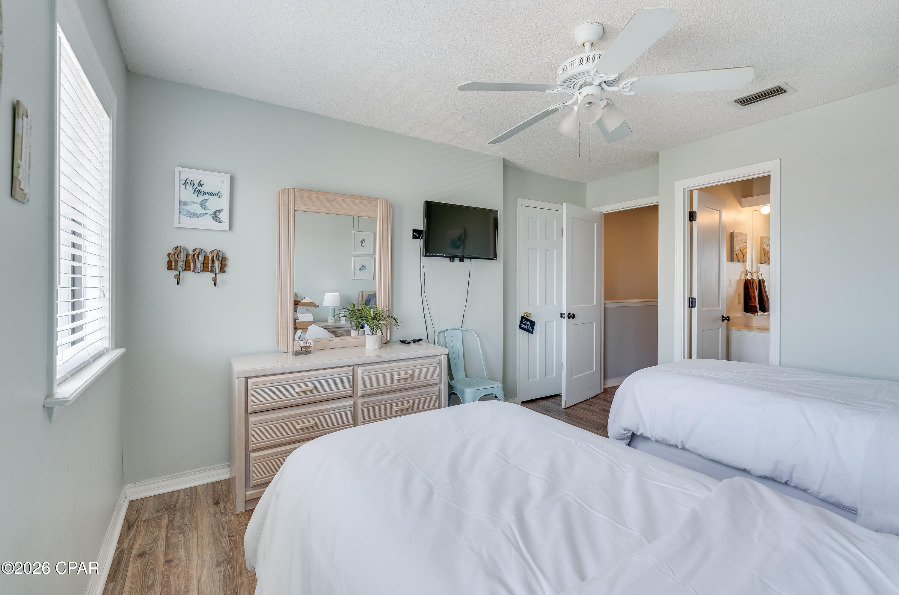 Image 12 For 8730 Thomas Drive 409