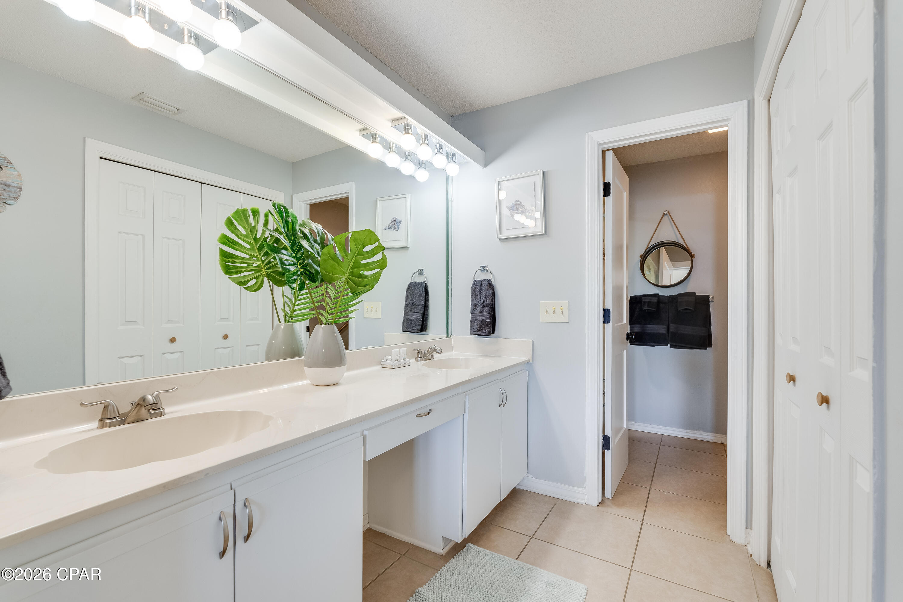Image 18 For 8730 Thomas Drive 409