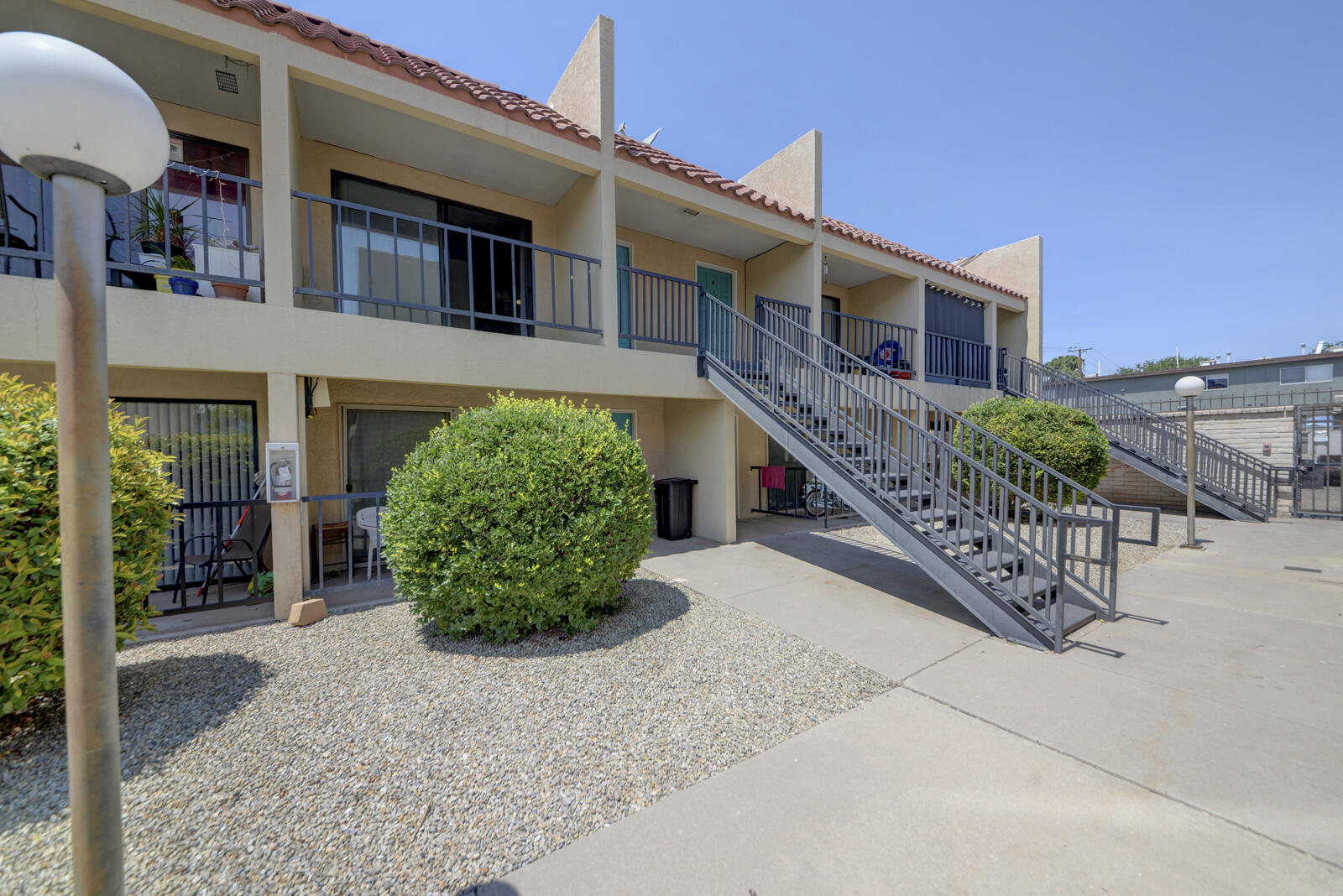 Homes for sale in Albuquerque, NM | 1025 Valencia Dr Se #APT 10, Albuquerque, NM 87108 | MLS# 1102227