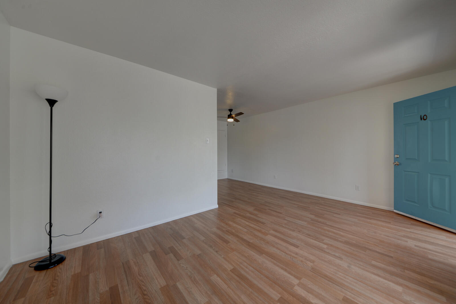 Homes for sale in Albuquerque, NM | 1025 Valencia Dr Se #APT 10, Albuquerque, NM 87108 | MLS# 1102227