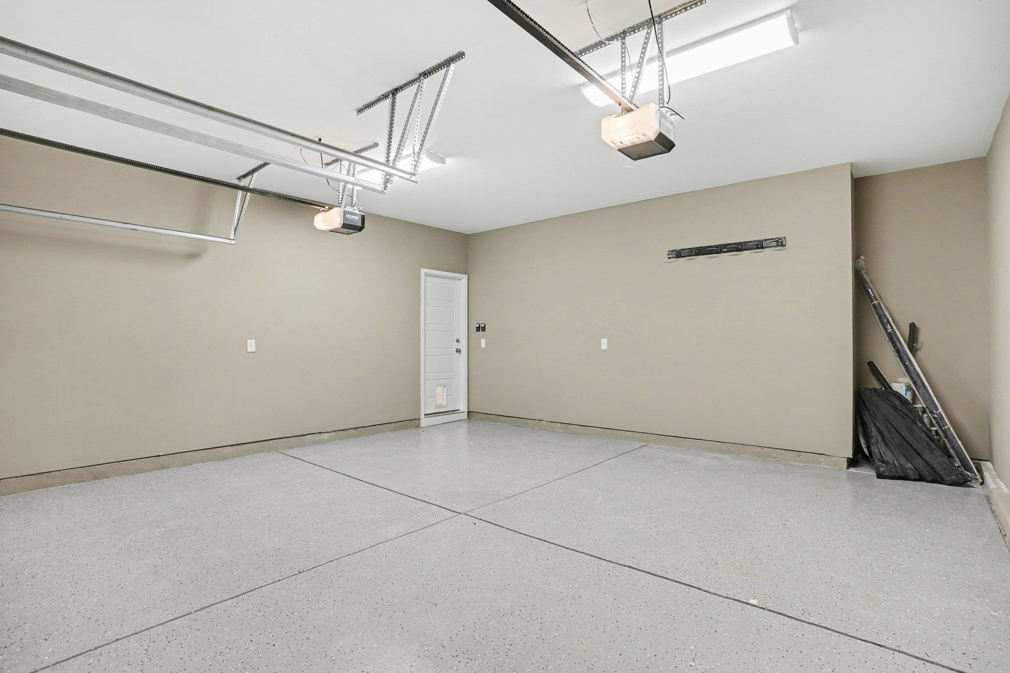 2610591 | Photo 27