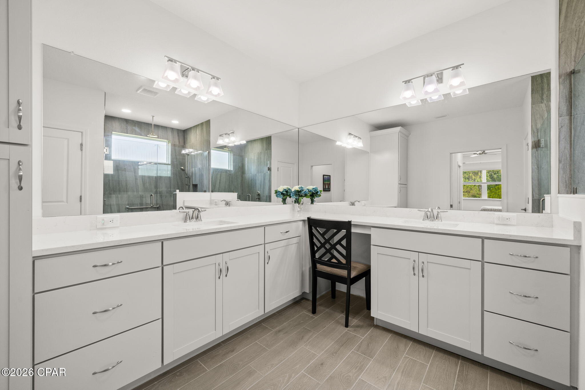 Listing photo id 19 for 8937 Gypsy Palace Court