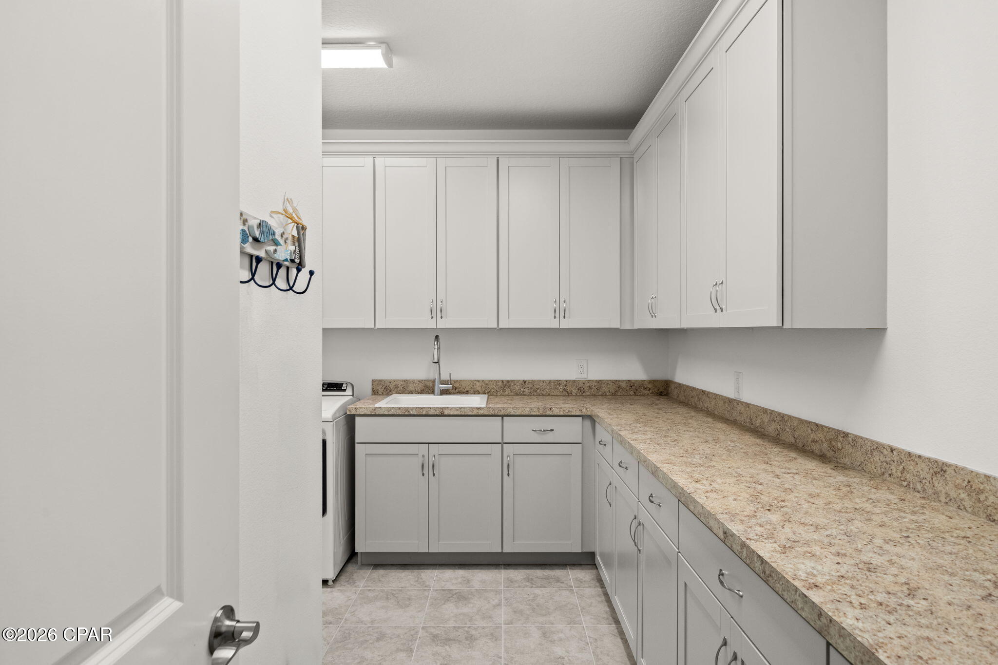 Listing photo id 30 for 8937 Gypsy Palace Court