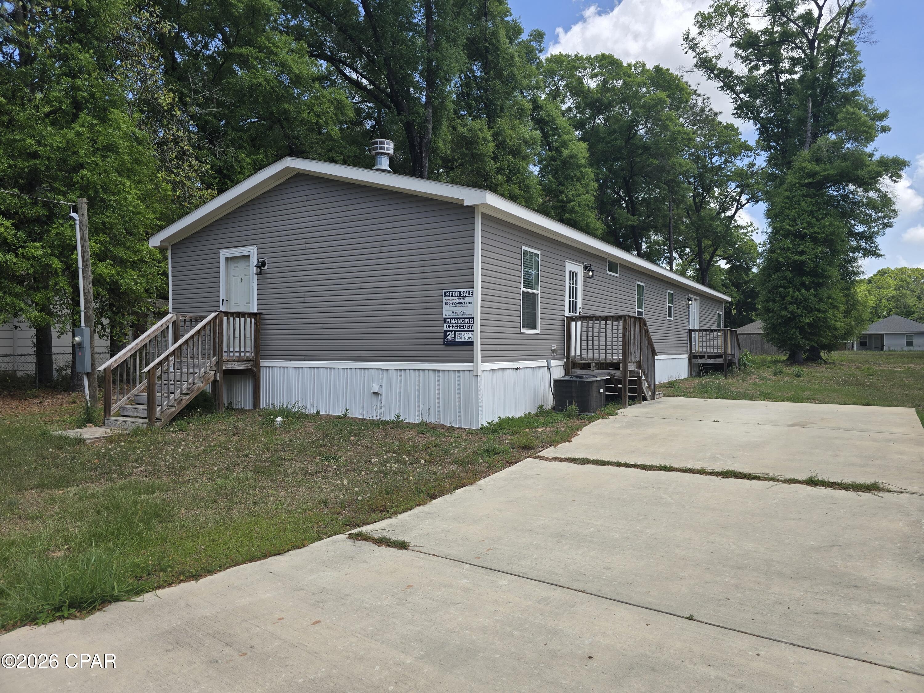 Photo 3 of Sale Pending at 916 N Lloyd St, Crestview, FL 32536 | MLS# 788819 | Listing updated on 2026-09-01