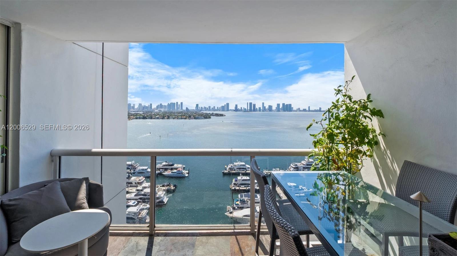 1900 Sunset Harbour Dr 2008