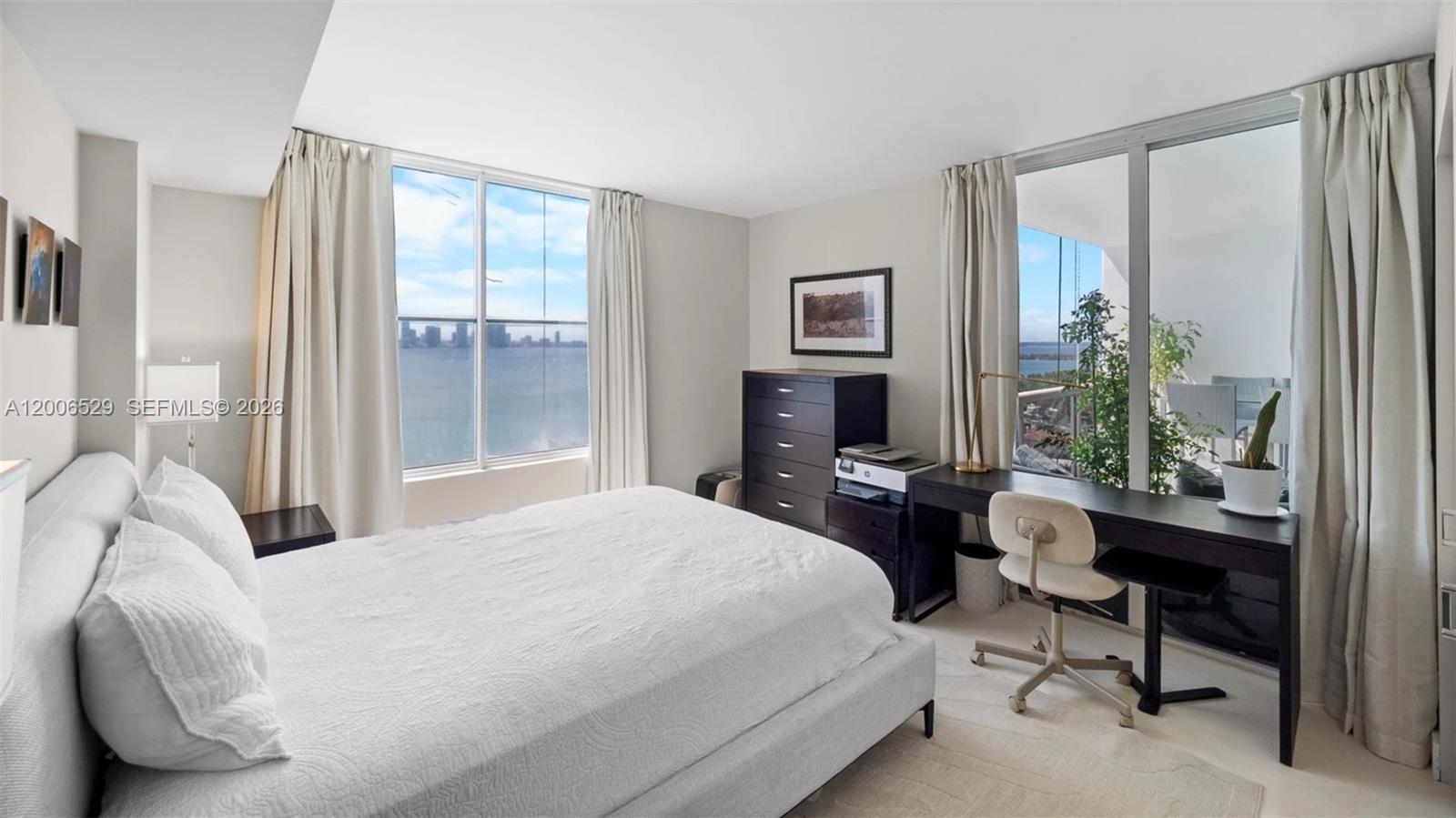 1900 Sunset Harbour Dr 2008