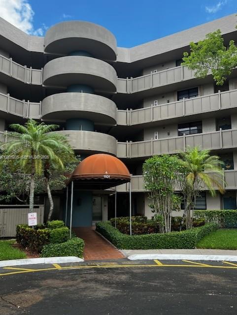 Colony Point 4 Condo