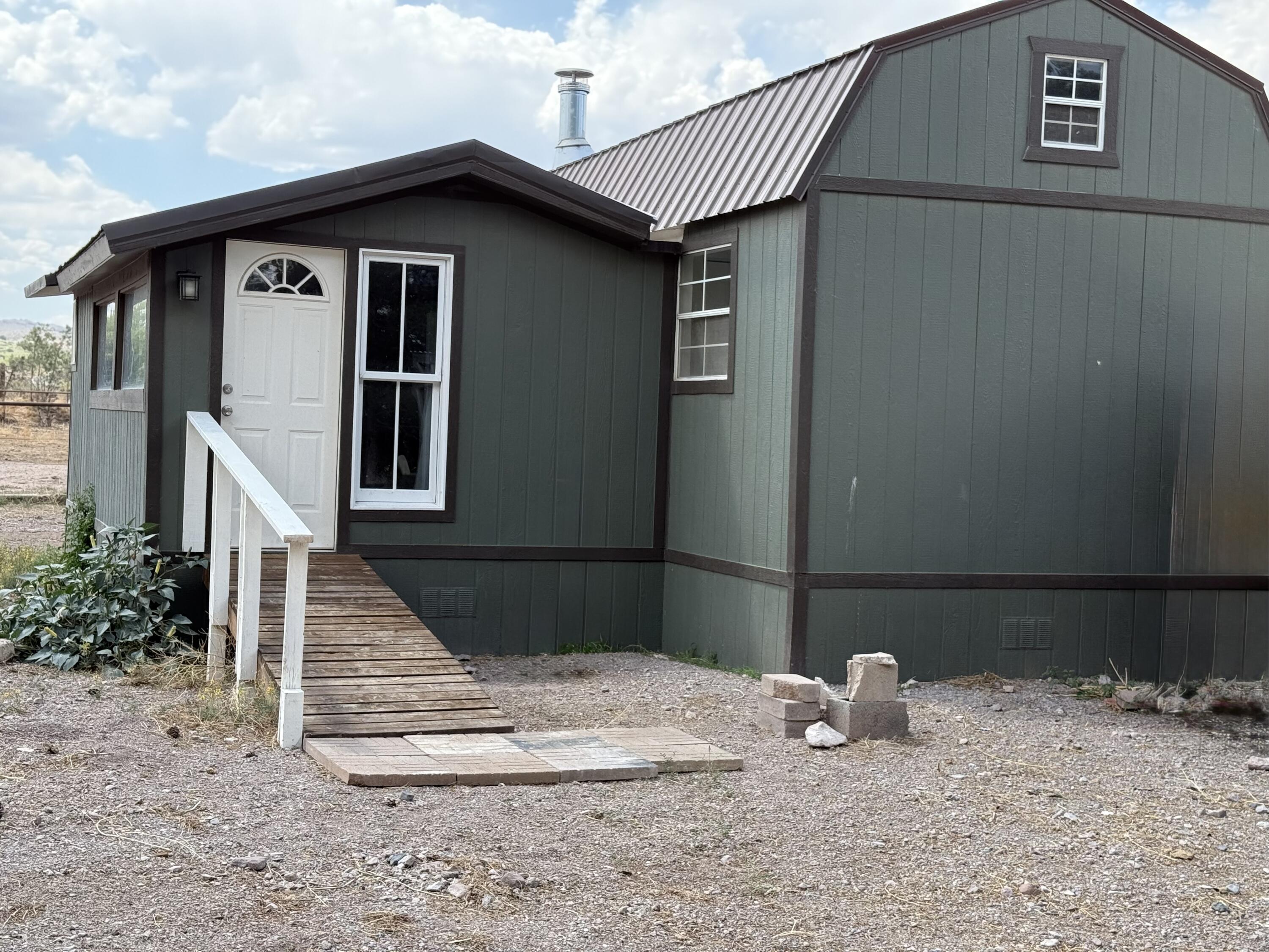 1st image of 25 Brummett Ln, San Acacia, NM 87831 | MLS# 1102237
