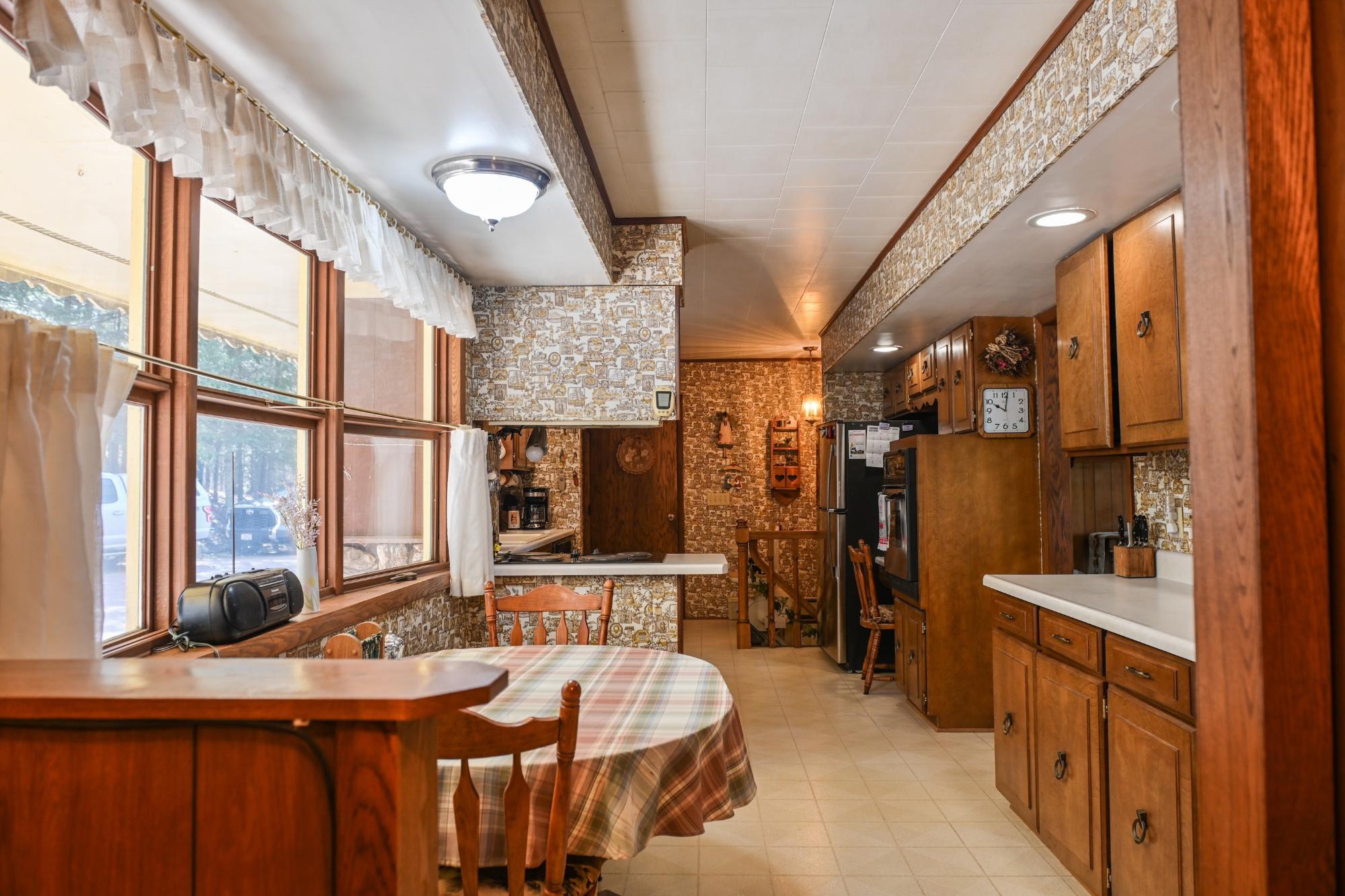 Bass Lake(R) Property 4171 Bay Rd N Photo 5