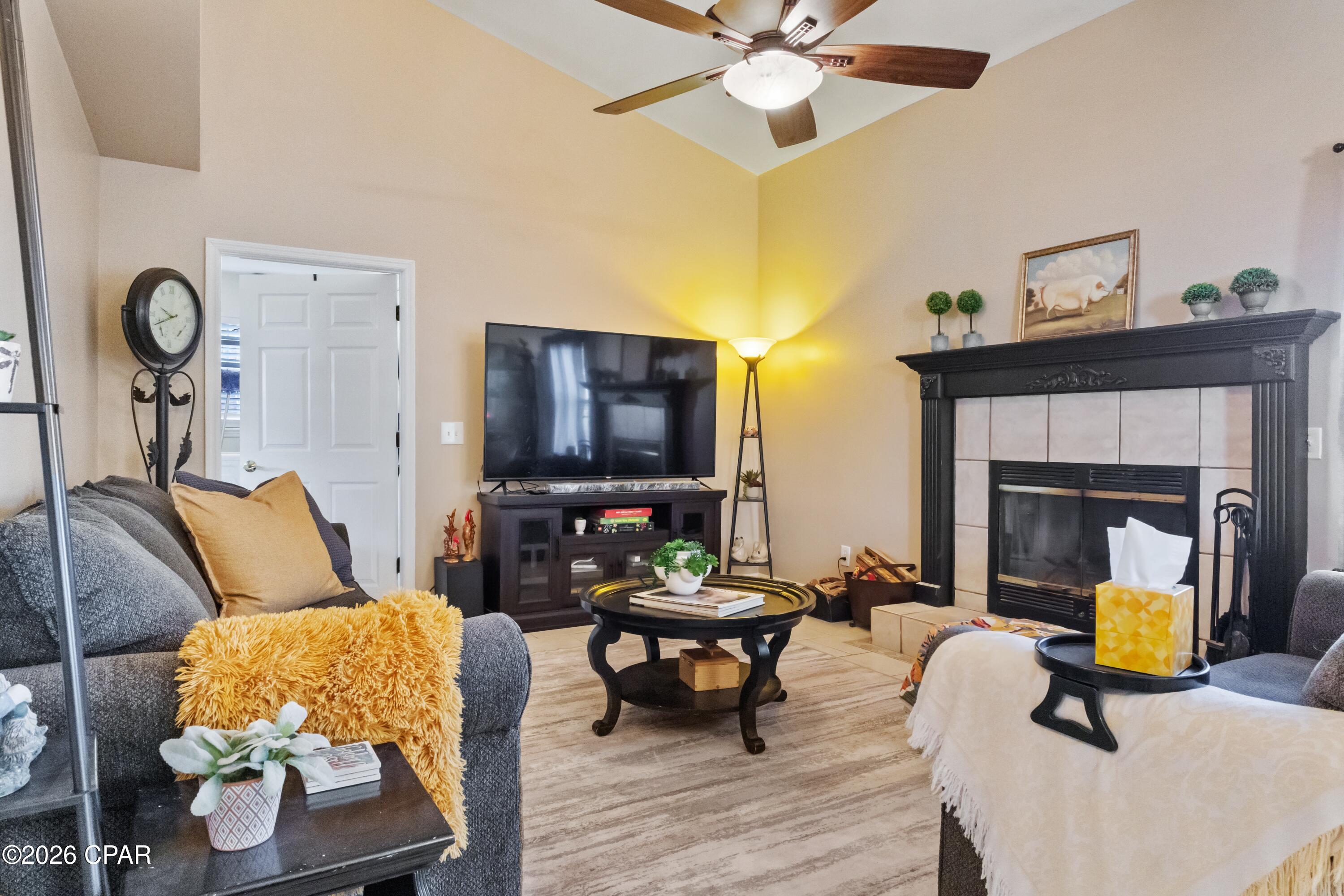 Image 10 For 2003 Natalie Street