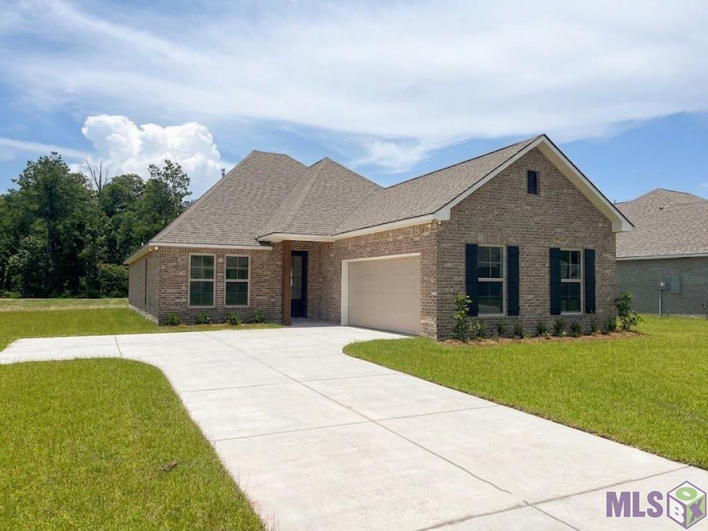 Photo 1 of Single family home for sale at 42205 Blue Bay Dr, Ponchatoula, LA 70454 | MLS# NO2026007522 | Listing updated on 2026-09-14