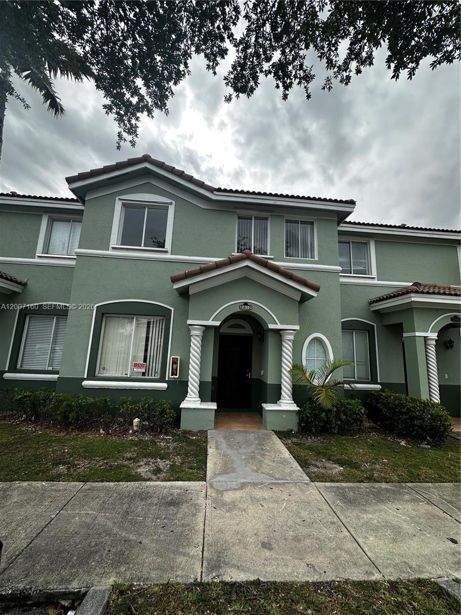 Shoma Townhomes At Keysco