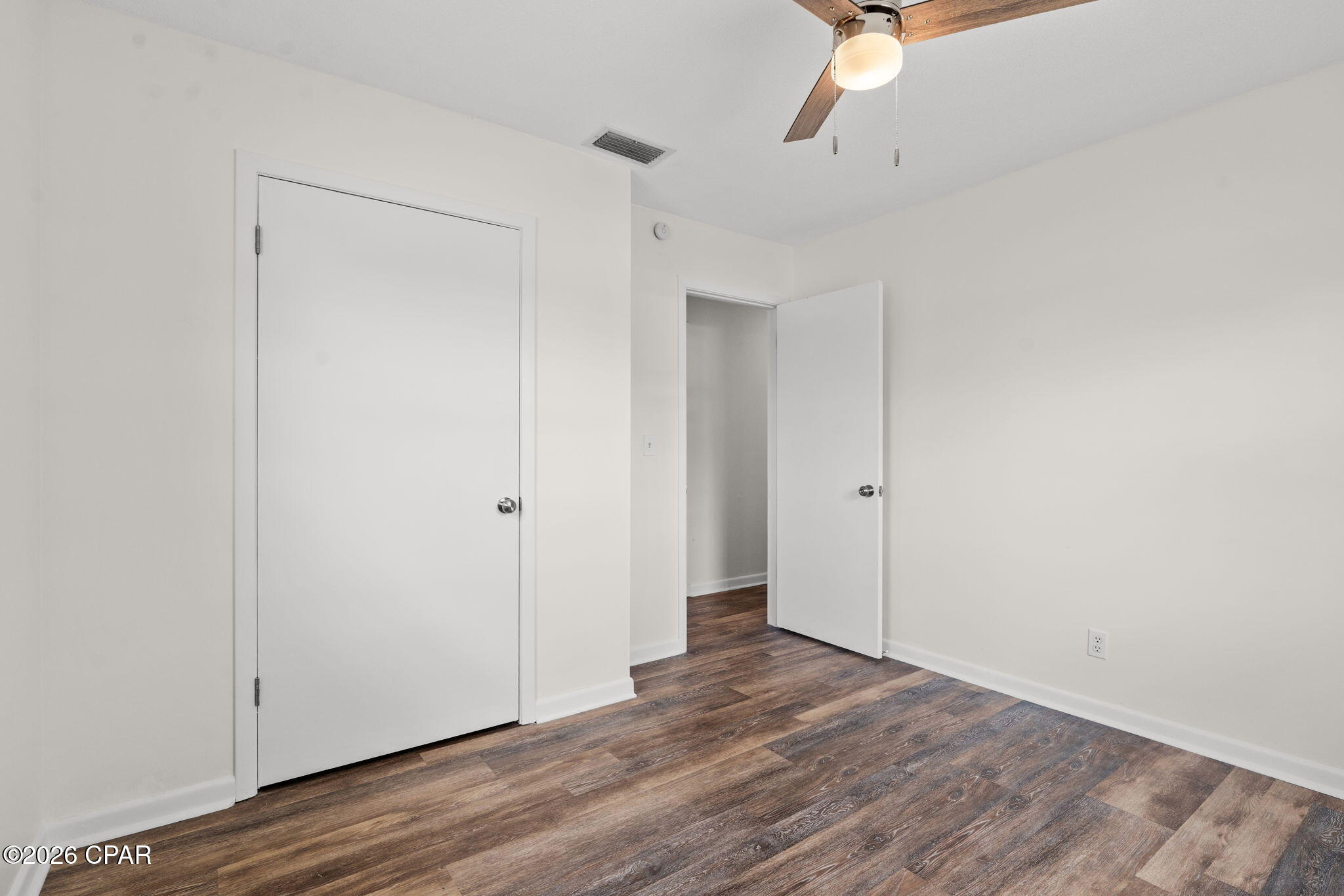 Image 27 For 2020 Greenbriar Boulevard