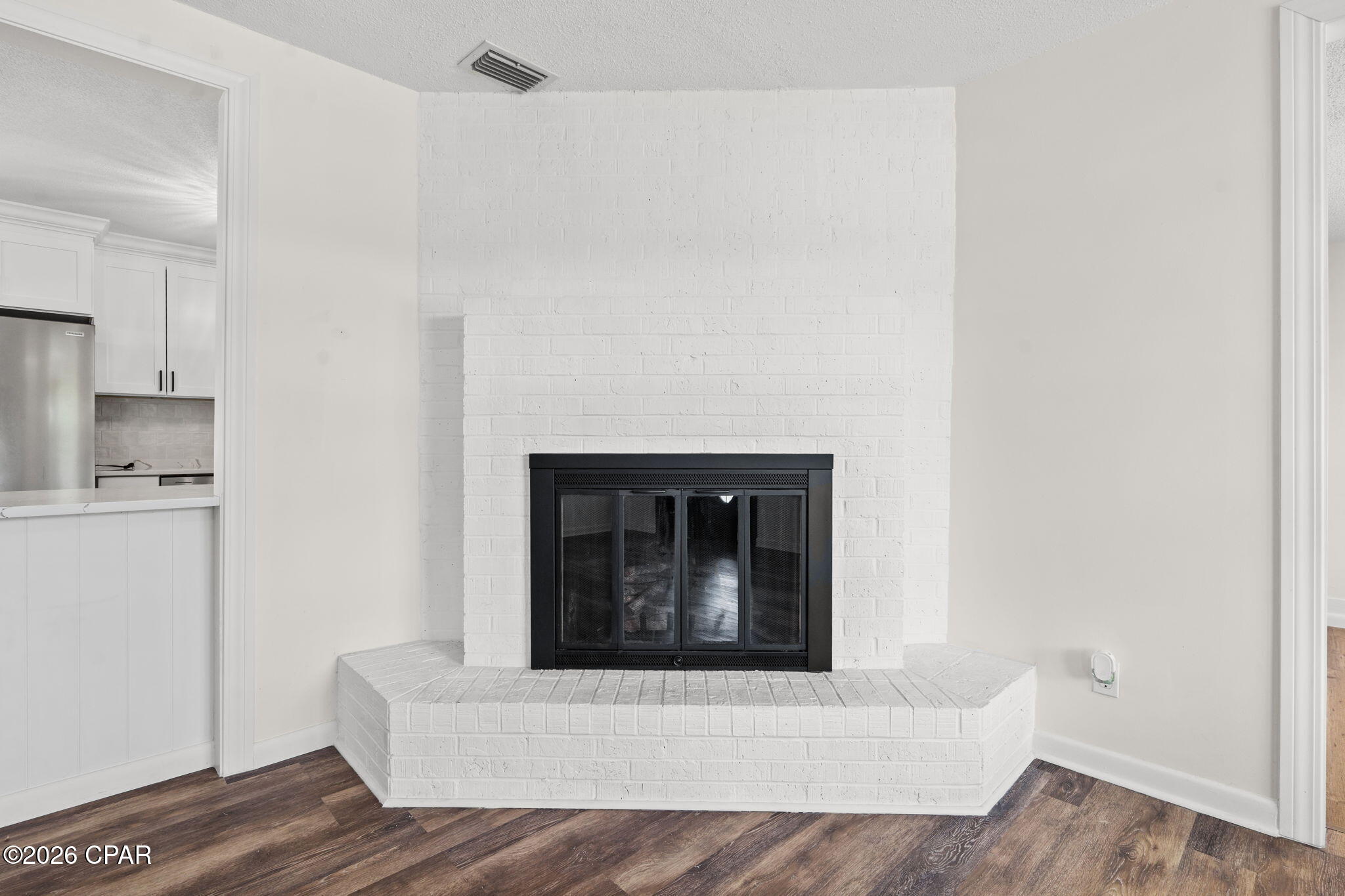 Image 9 For 2020 Greenbriar Boulevard