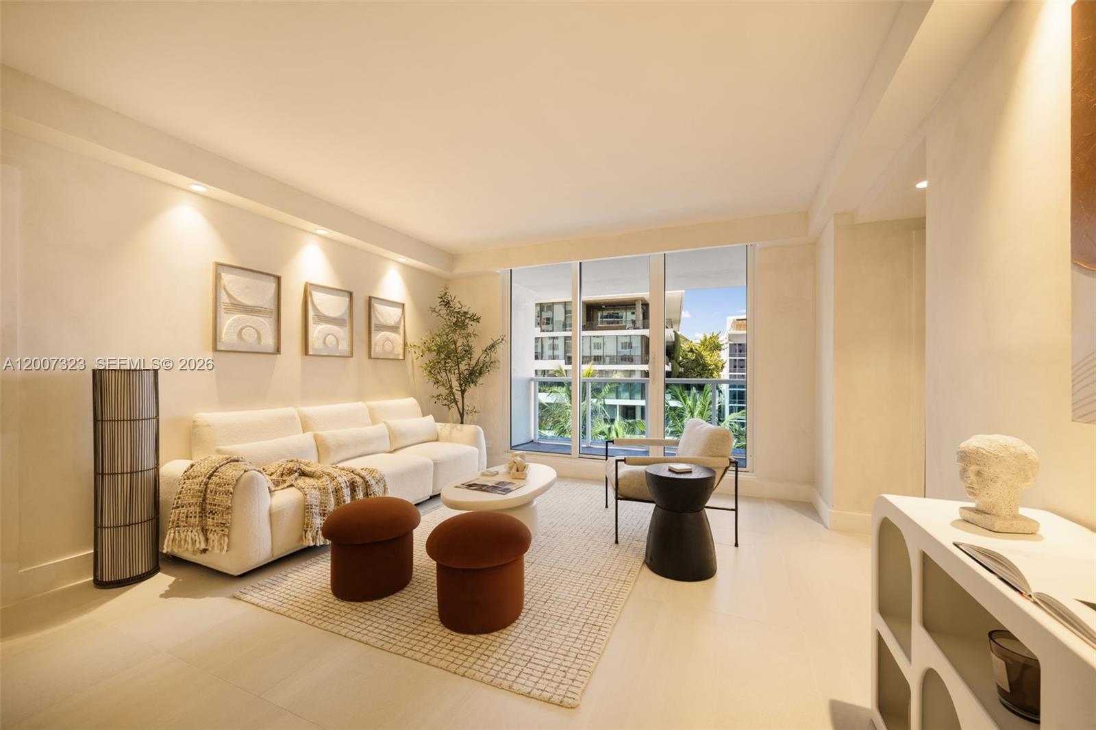 Roney Palace Condo