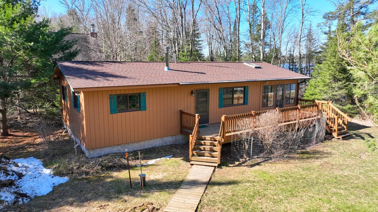Boot Lake Property 2515 Hunter Lake Rd E Photo 2