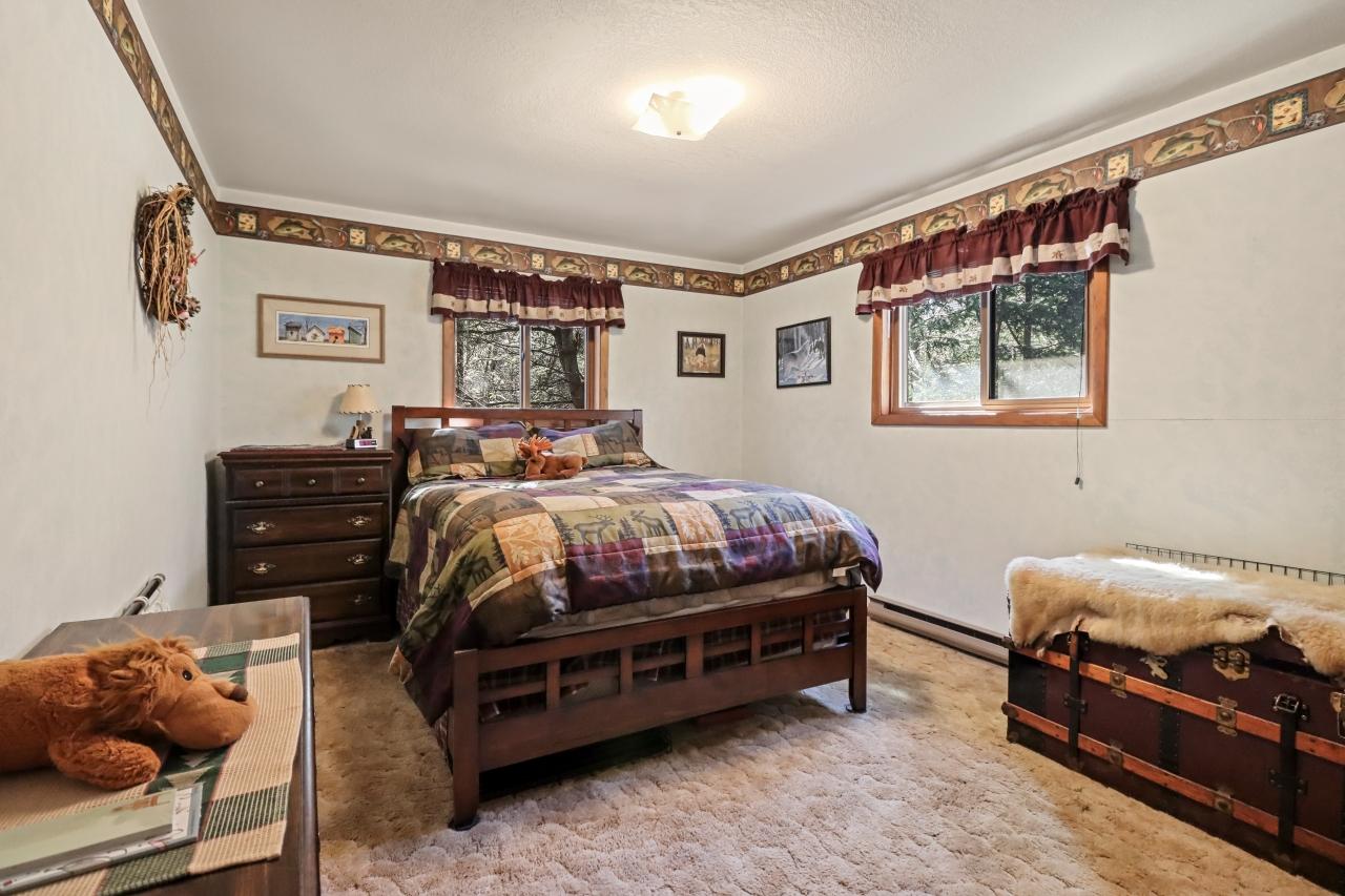 Boot Lake Property 2515 Hunter Lake Rd E Photo 23