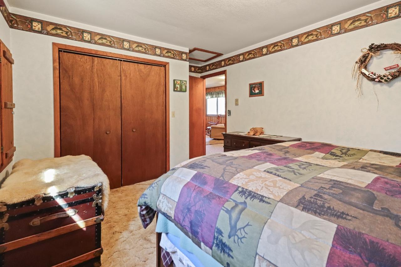 Boot Lake Property 2515 Hunter Lake Rd E Photo 24