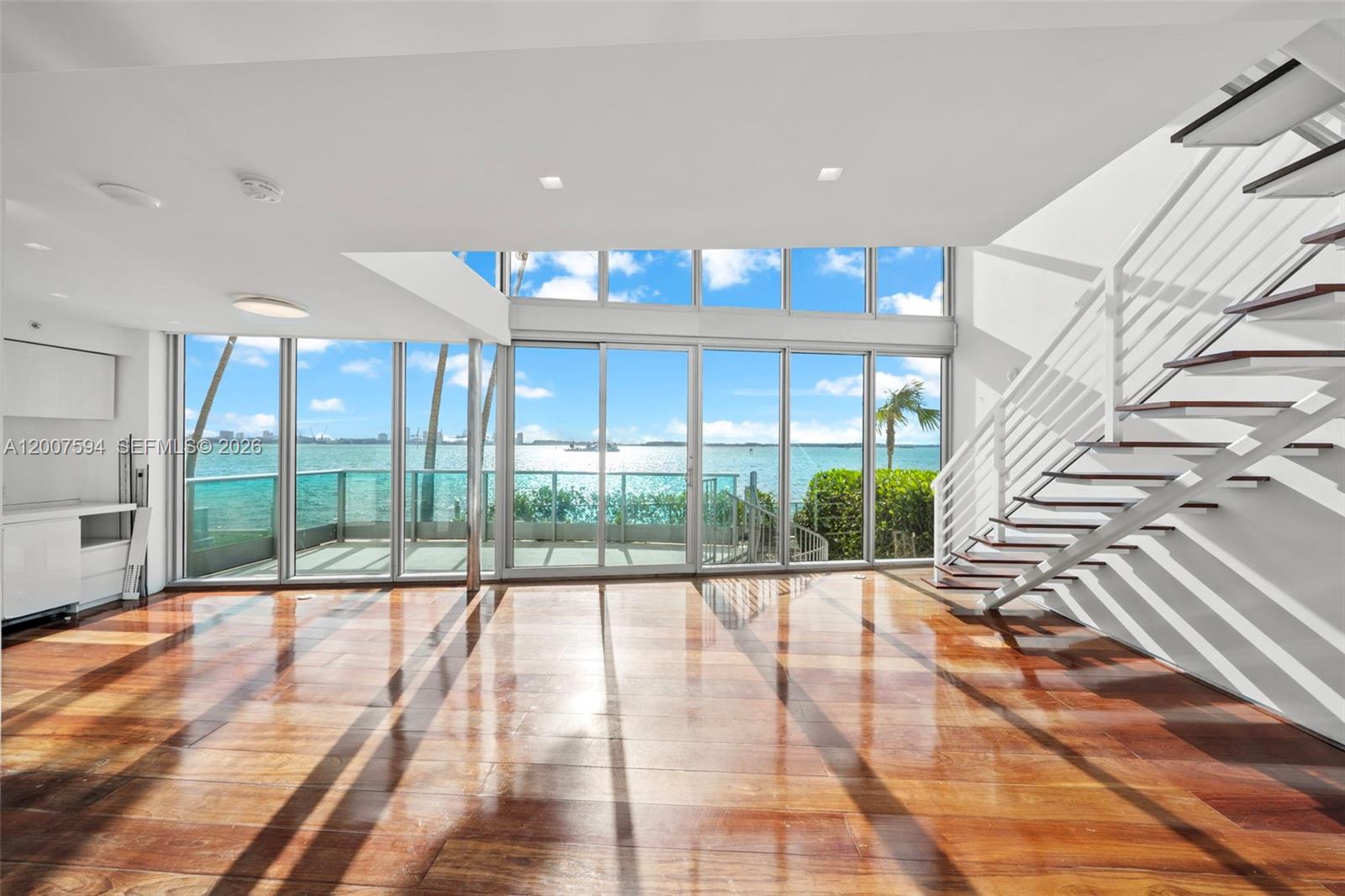 Property photo # 4