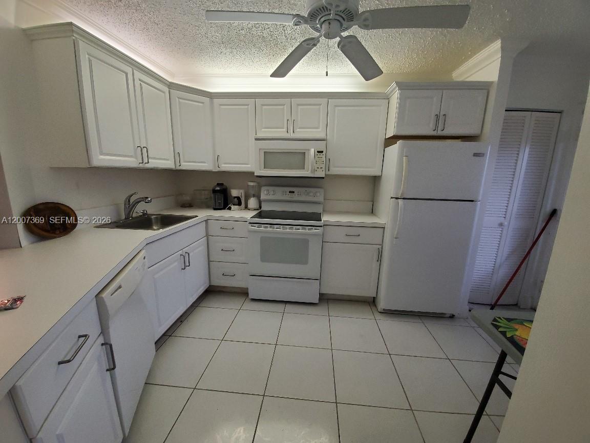 Jade Winds Group-Daisy Ga