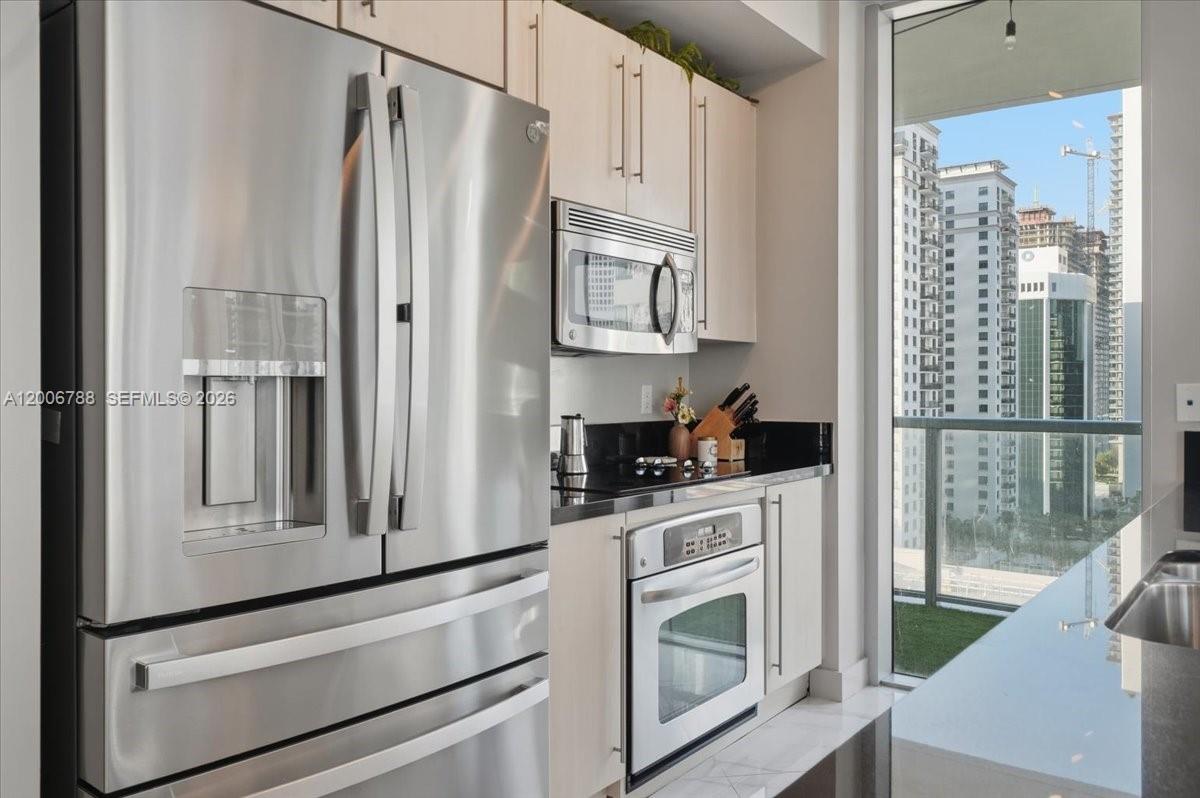 Property photo # 6