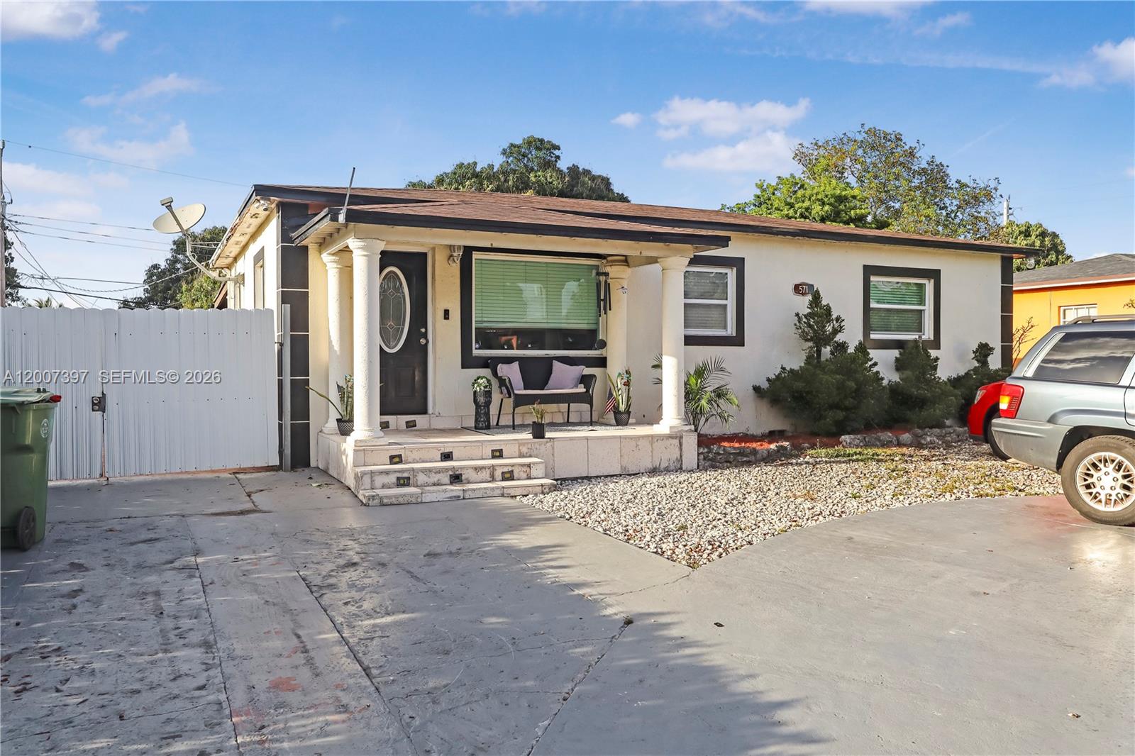 Logan Crest Rev Pl