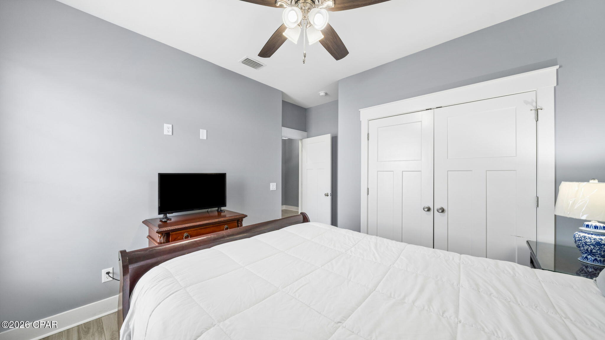 Image 20 For 330 Palm Drive