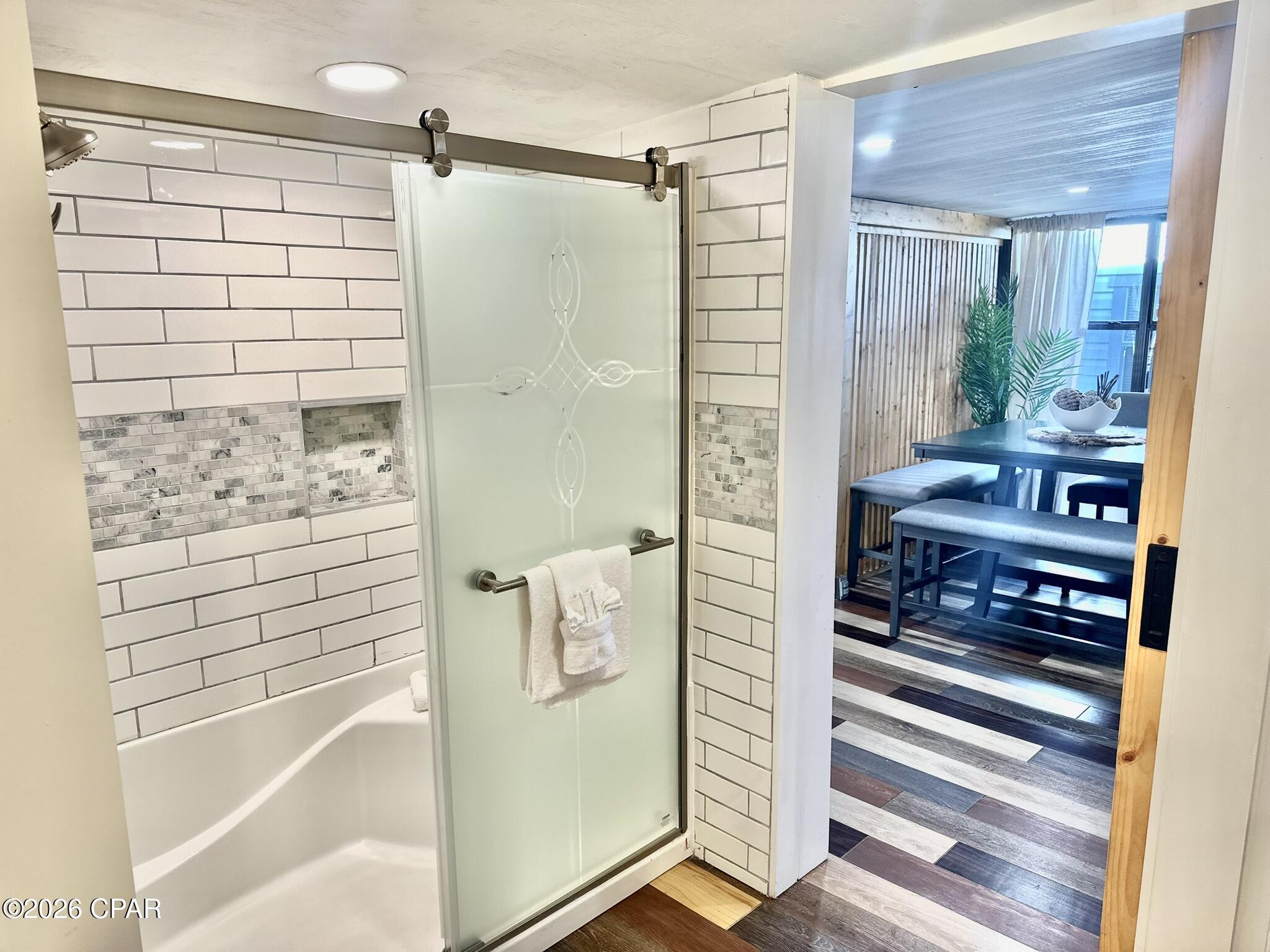 Image 20 For 309 Jasmine Place