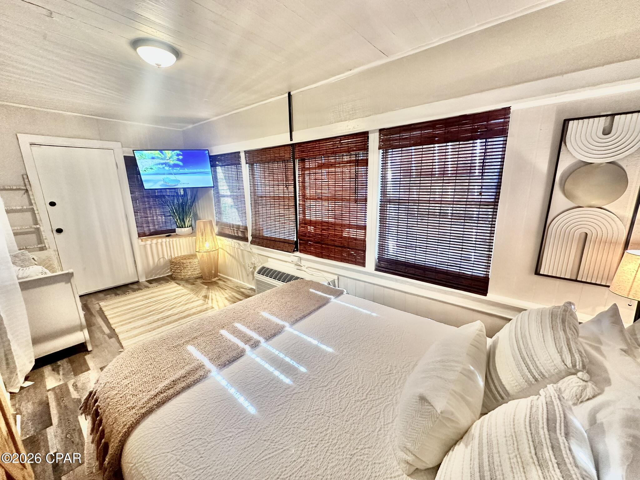 Image 26 For 309 Jasmine Place