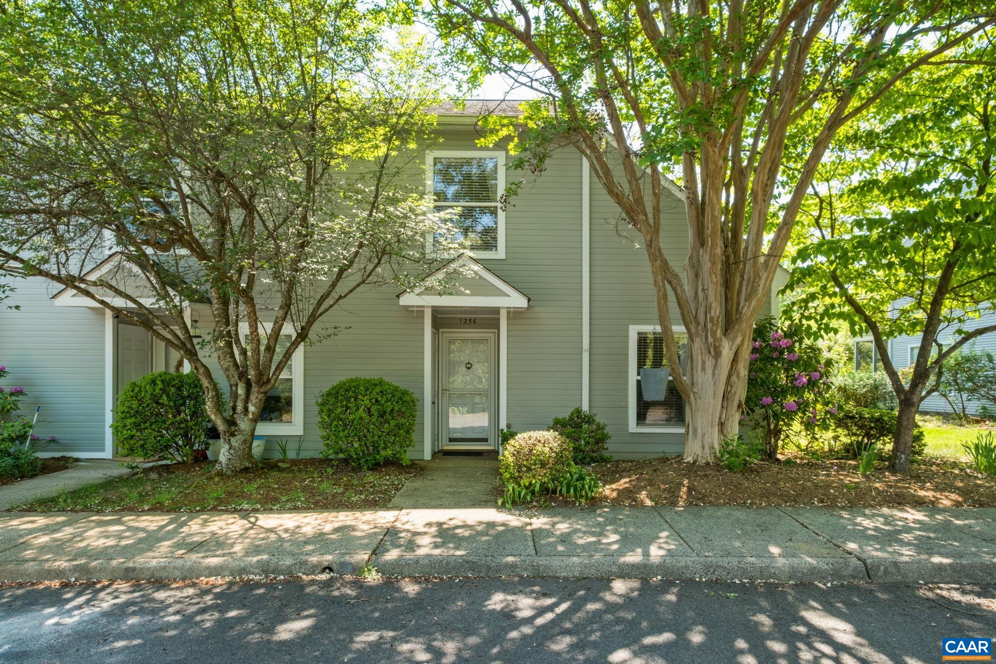 1256 MAPLE VIEW DR, Charlottesville, VA 22902