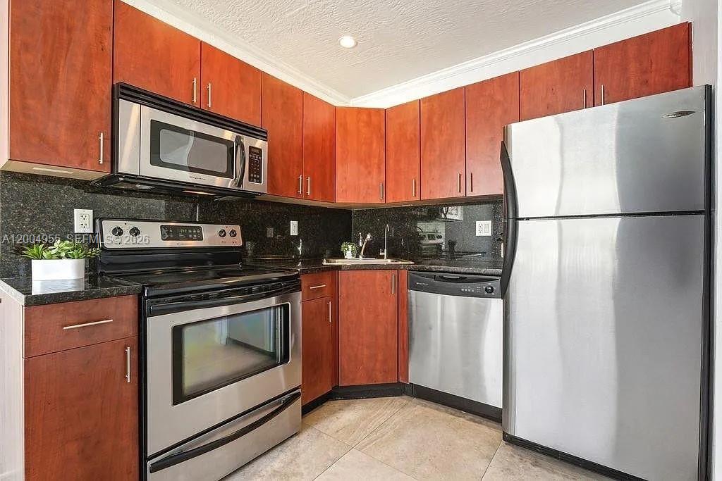 Property photo # 2