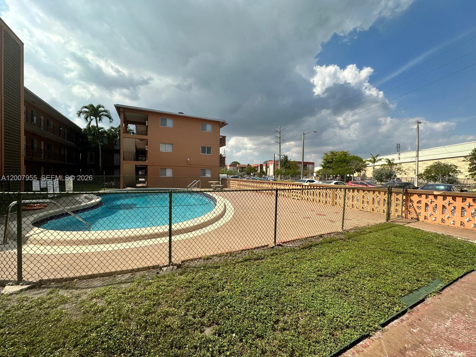 Property photo # 0