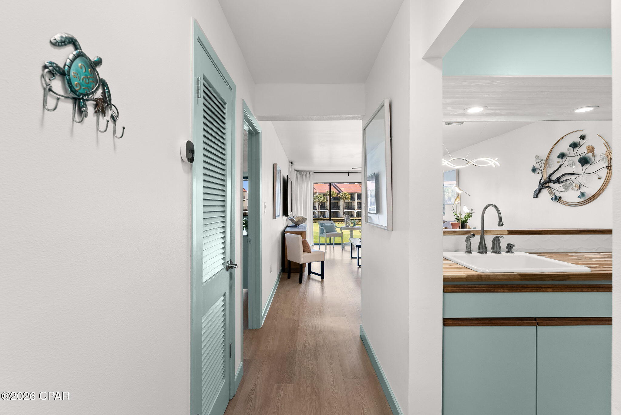 Image 4 For 520 Richard Jackson Boulevard 411