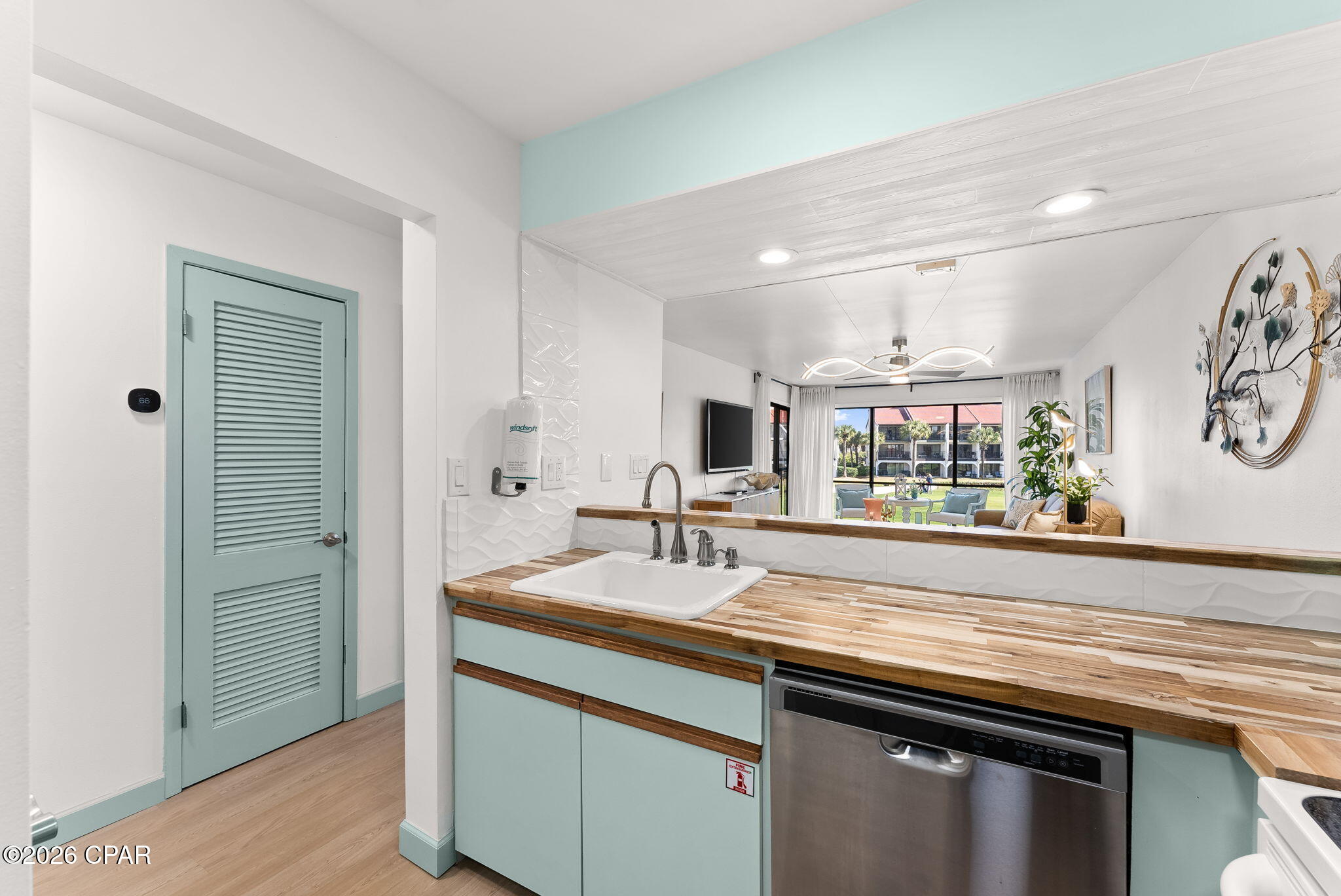 Image 7 For 520 Richard Jackson Boulevard 411