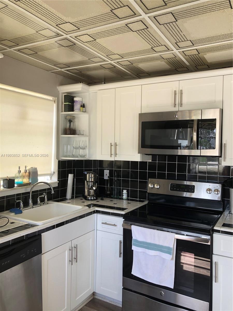 Property photo # 6