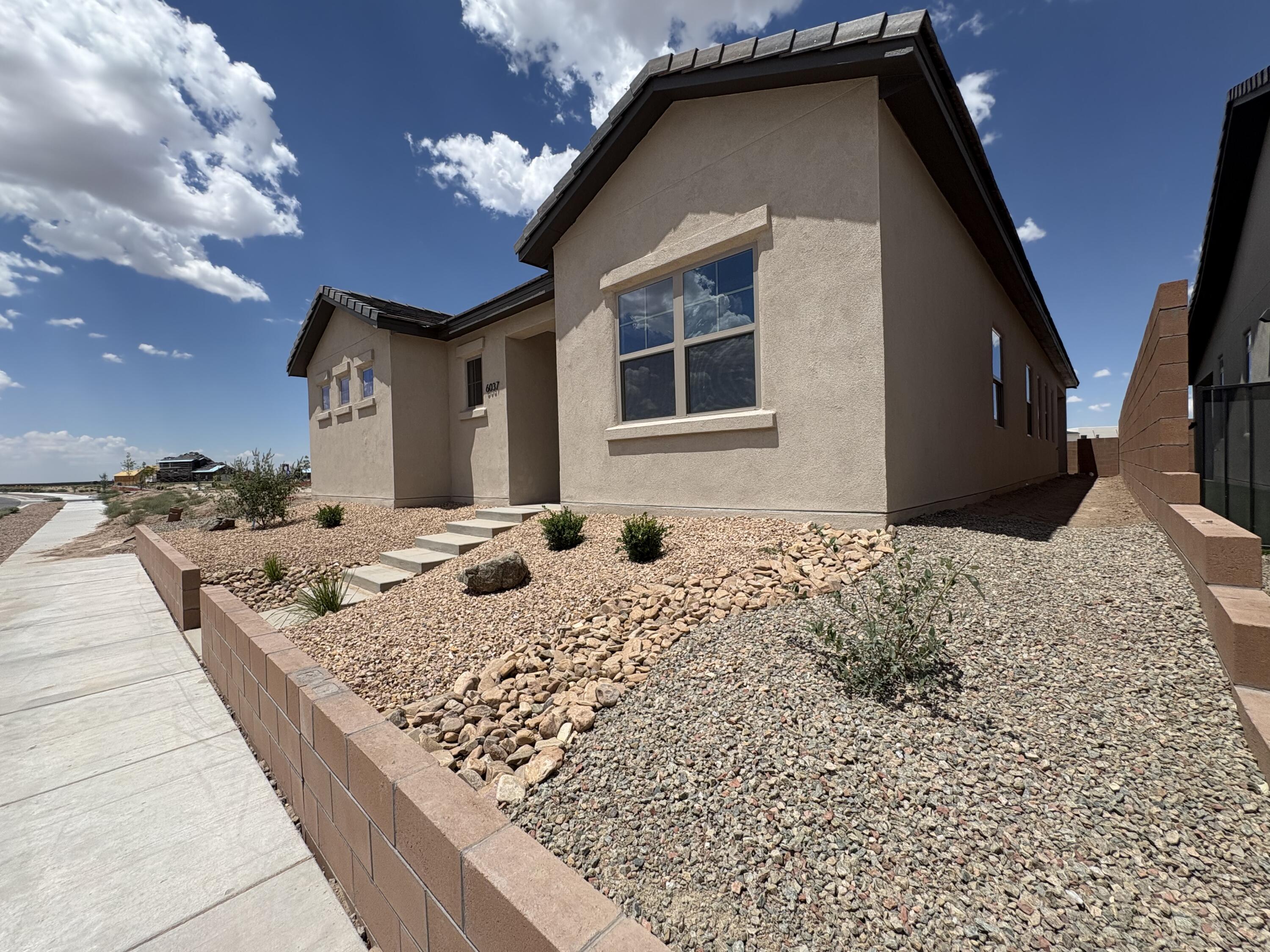 Photo 11 — 6037 Hardin Drive SE