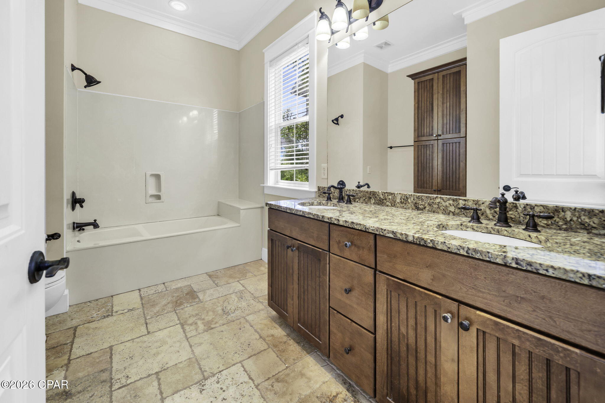 Image 21 For 322 Madison Circle