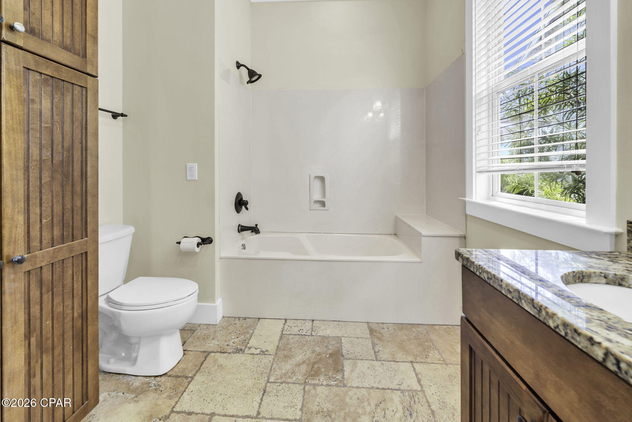 Image 22 For 322 Madison Circle