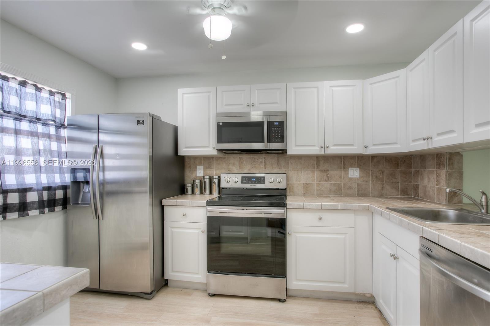 Homes for sale in Tamarac, FL | 8810 W Mcnab Rd #306, Tamarac, FL 33321 | MLS# A11996558