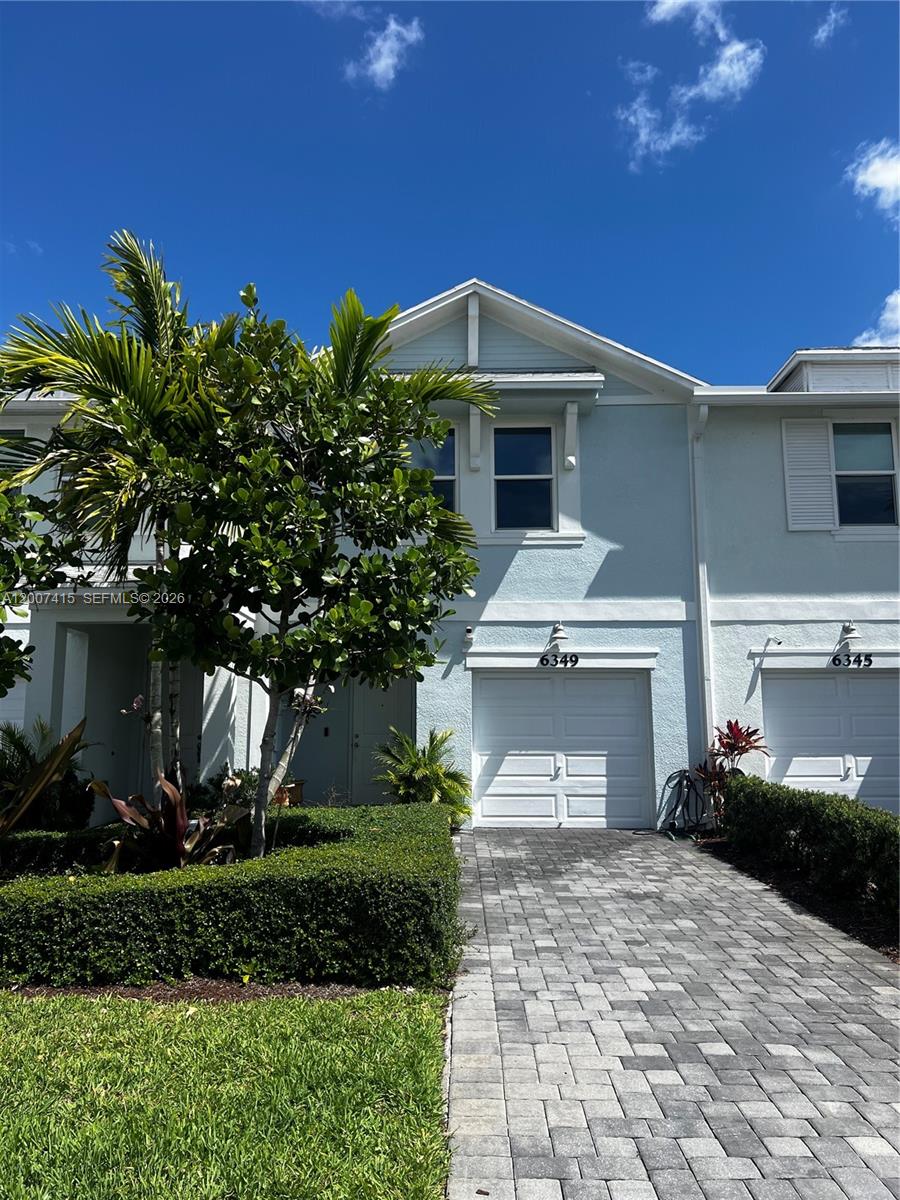 Catalina Townhomes Plat