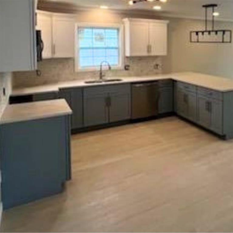 207 S Bowers Avenue — photo 3