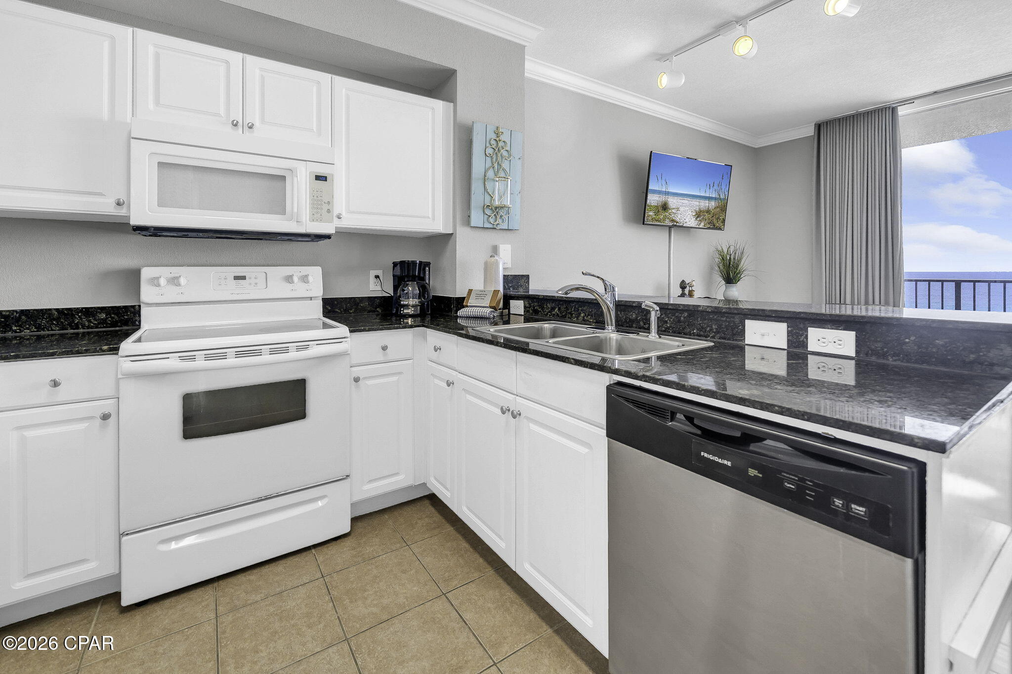 Image 15 For 16819 Front Beach Road 610