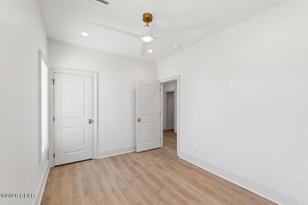 Image 40 For 104 26th Street B