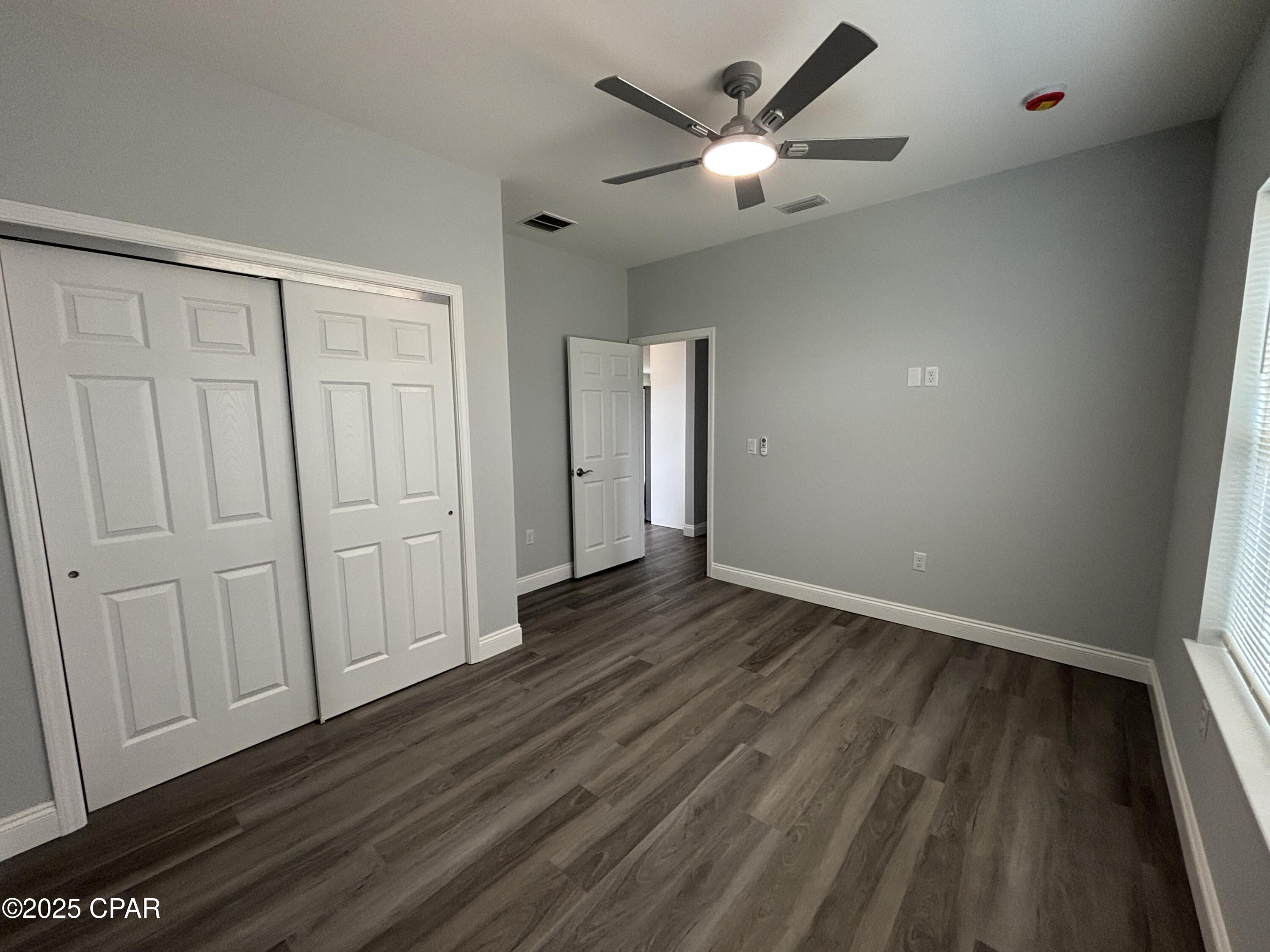 Image 16 For 2940 Hall Avenue