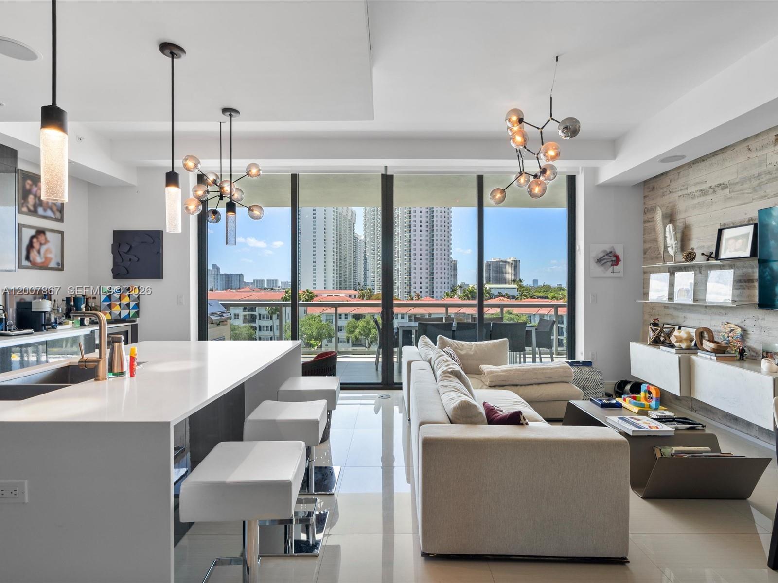 Apartamento en Venta en Aventura, FL