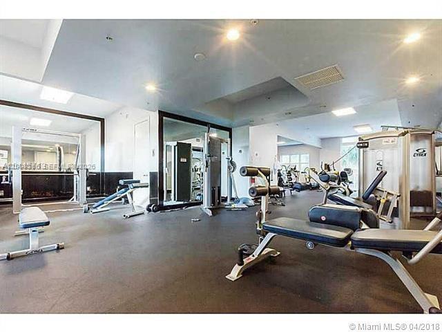 One Fifty One At Biscayne