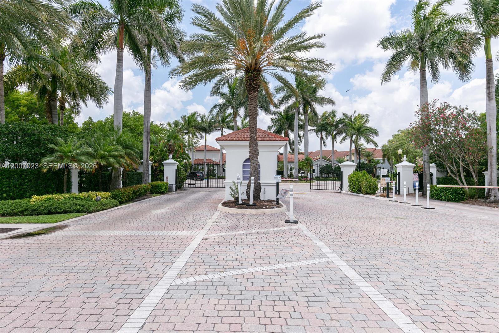Villa Del Sol Condo
