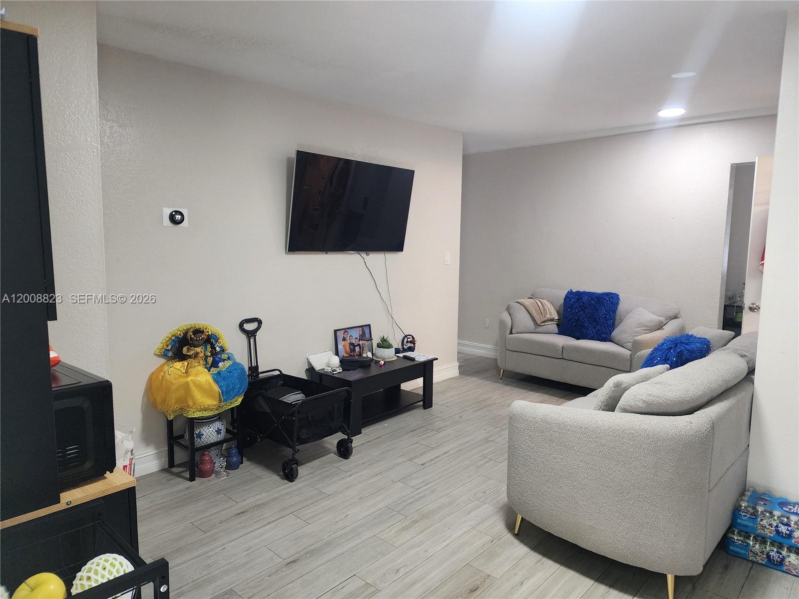 Property photo # 2